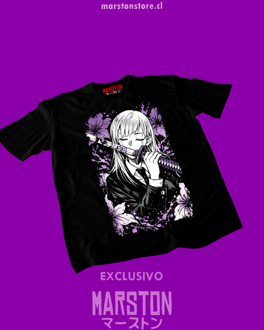 Polera negra Jujutsu Kaisen con diseño de Kasumi Miwa