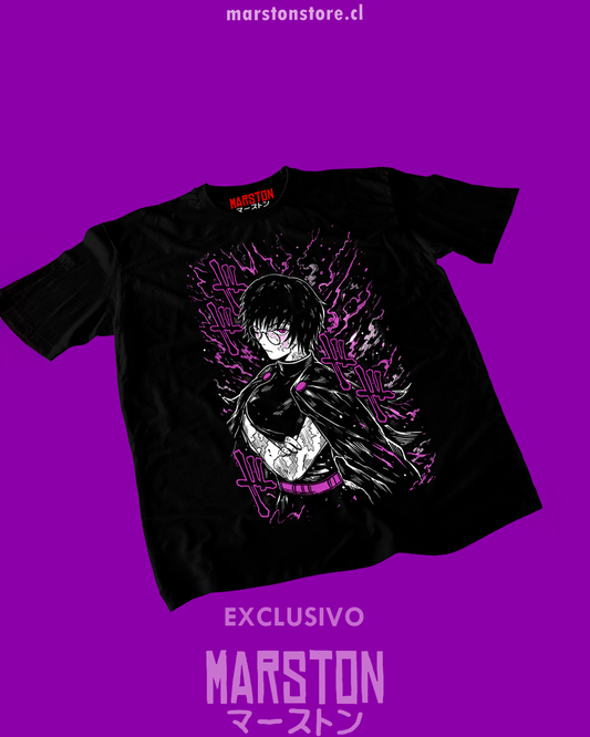 Polera negra Jujutsu Kaisen con diseño de Maki Zenin