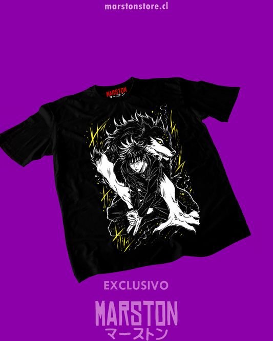 Polera negra Jujutsu Kaisen con diseño de Megumi Fushiguro