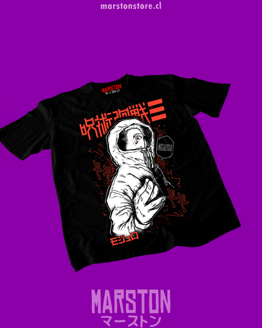 Polera negra Jujutsu Kaisen Modulo con diseño de Yuji Itadori