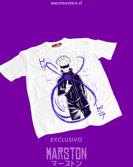 Polera blanca Jujutsu Kaisen con diseño de Satoru Gojo