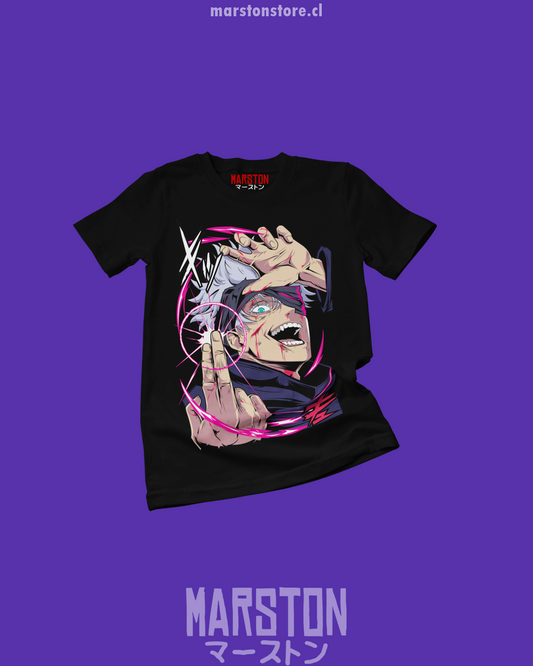 Polera negra Jujutsu Kaisen con diseño de Satoru Gojo