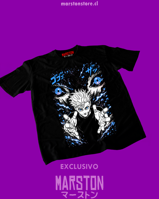 Polera negra Jujutsu Kaisen con diseño de Satoru Gojo