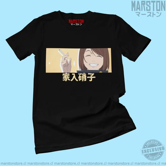 Polera negra Jujutsu Kaisen con diseño de Shoko Ieiri