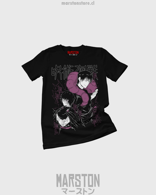 Polera negra Jujutsu Kaisen con Toji Fushiguro y Maki Zenin
