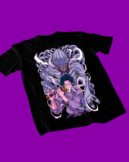 Polera negra Jujutsu Kaisen con diseño de Yuta Okkotsu