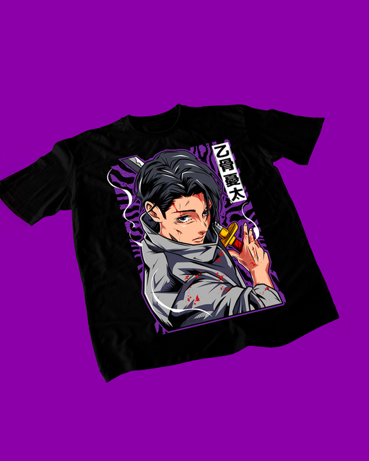 Polera negra Jujutsu Kaisen con diseño de Yuta Okkotsu