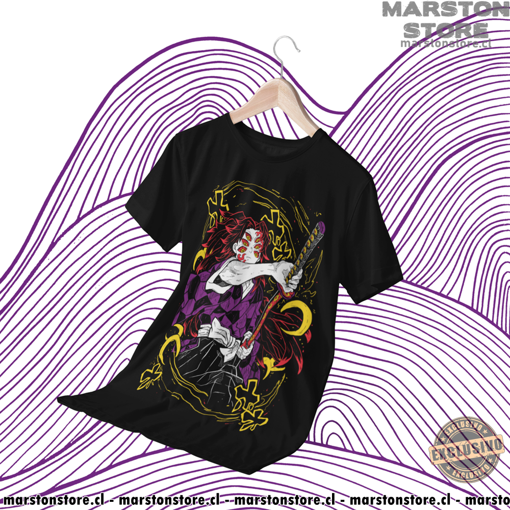 Polera negra Kimetsu no Yaiba Demon Slayer con diseño de Kokushibo