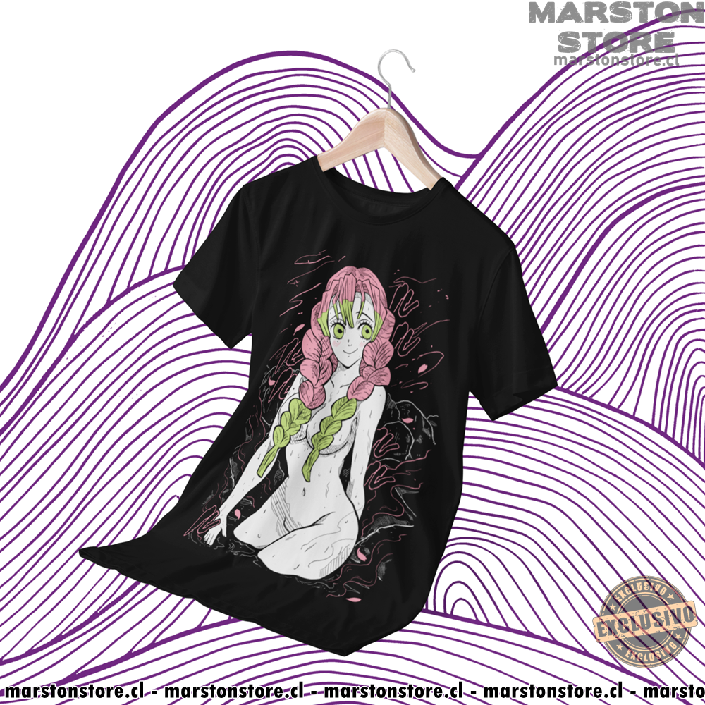 Polera negra Kimetsu no Yaiba Demon Slayer con diseño de Mitsuri Kanroji