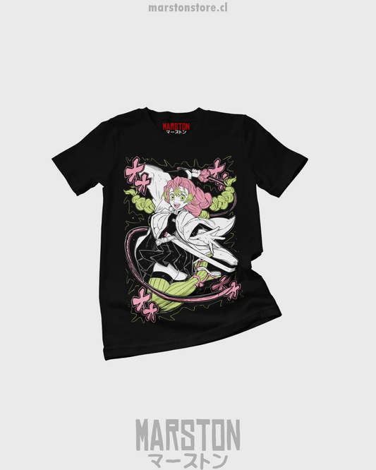 Polera negra Kimetsu no Yaiba Demon Slayer con diseño de Mitsuri Kanroji