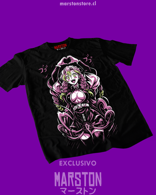 Polera negra Kimetsu no Yaiba Demon Slayer con diseño de Mitsuri Kanroji