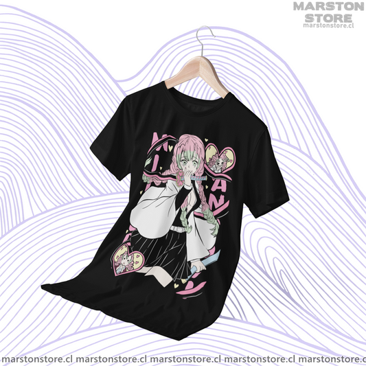 Polera negra con diseño de Kimetsu no Yaiba Demon Slayer