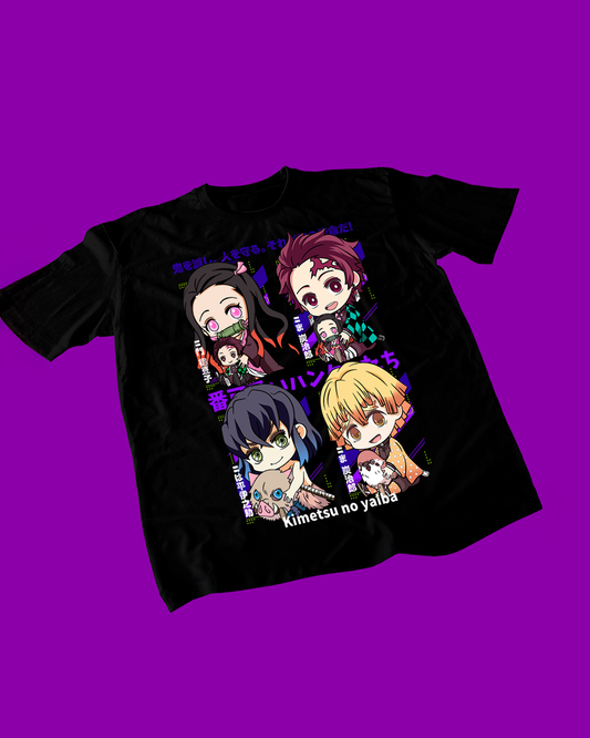 Polera negra con diseño de Kimetsu no Yaiba Demon Slayer