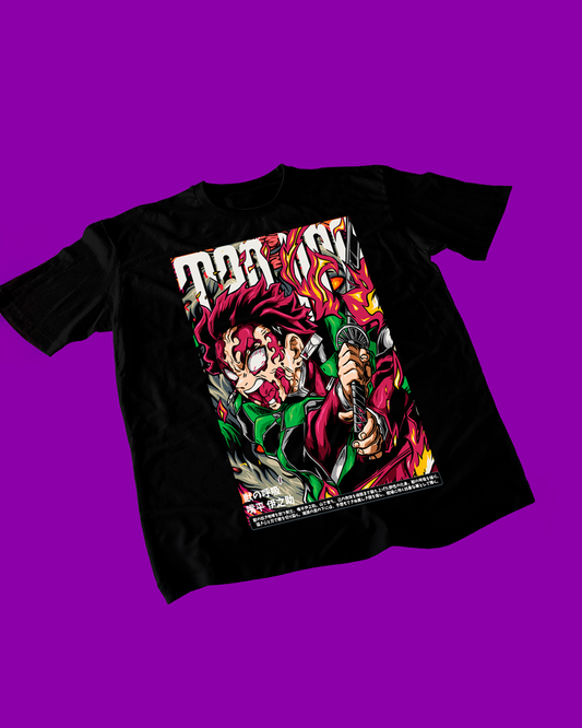 Polera negra Kimetsu no Yaiba Demon Slayer con diseño de Tanjiro Kamado