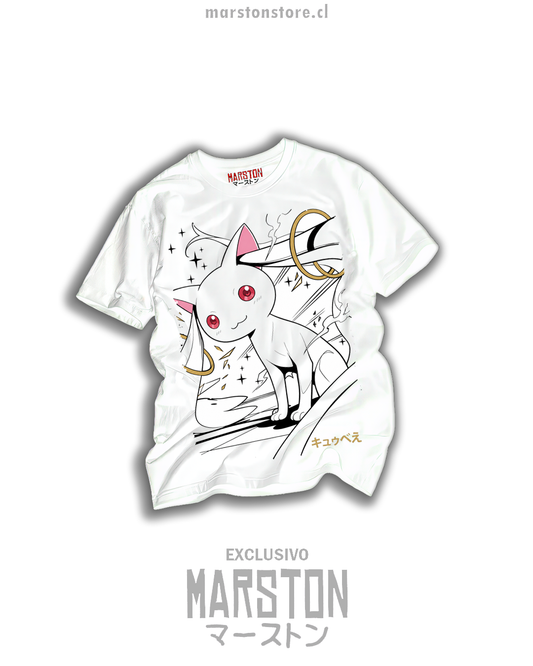 Polera blanca Puella Magi Madoka Magica con Kyubey