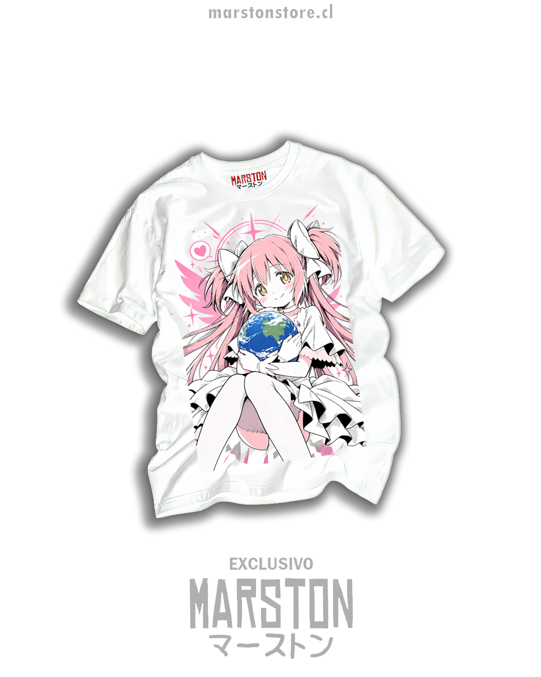 Polera blanca Puella Magi Madoka Magica con Madoka Kaname sosteniendo el planeta