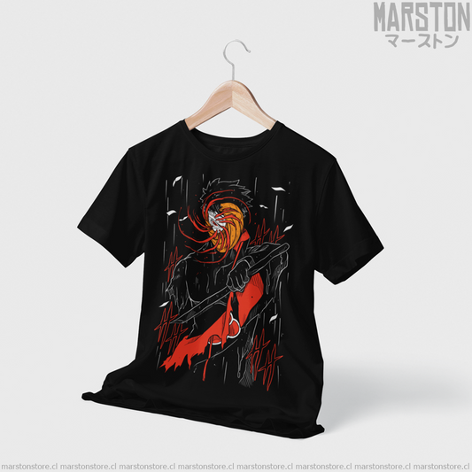 Polera negra Naruto con diseño de Obito Uchiha