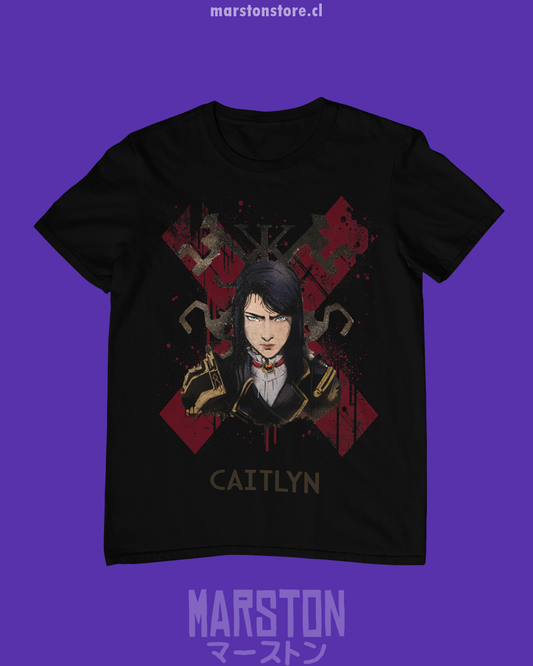 Polera negra de Arcane con Caitlyn Kiramman