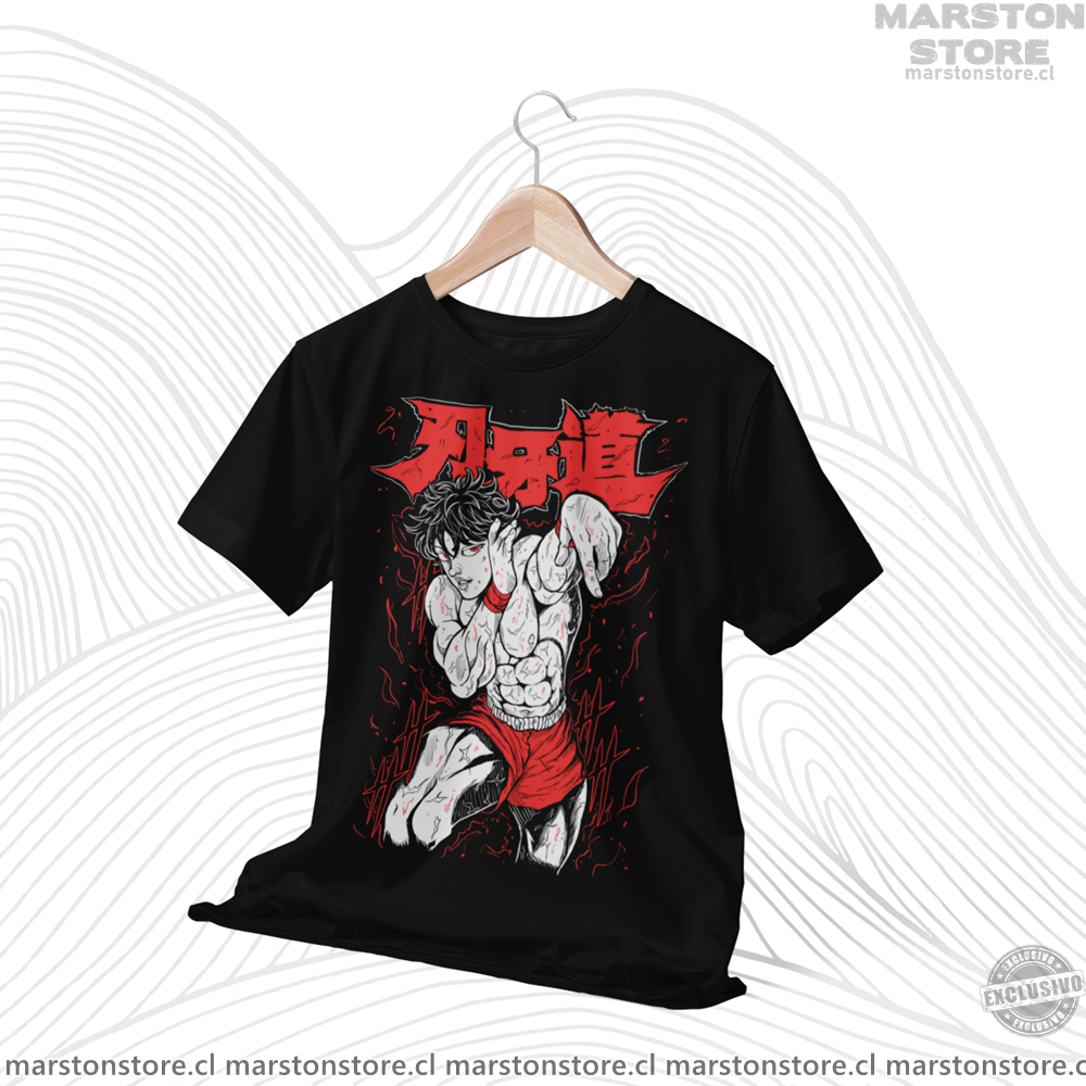 Polera negra de Baki
