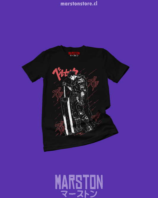 Polera negra de Berserk con diseño de Guts
