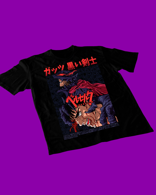 Polera negra de Berserk con diseño de Guts