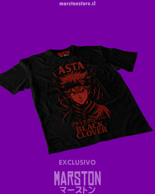 Polera negra de Black Clover con Asta