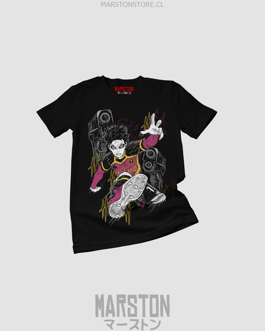 Polera negra de Blue Lock con Yoichi Isagi