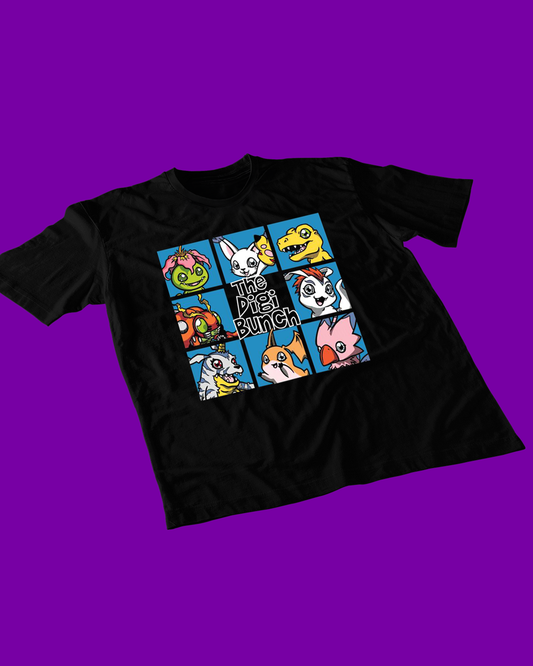 Polera negra de Digimon