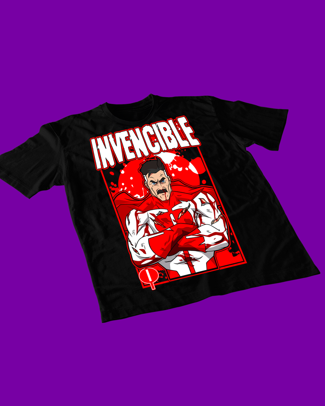 Polera negra de Invincible con Omni-Man