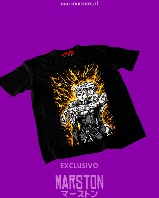 Polera negra de JoJo's Bizarre Adventure con Giorno Giovanna