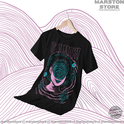 Polera negra de Junji Ito con diseño de Uzumaki