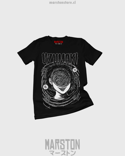 Polera negra de Junji Ito con diseño de Uzumaki