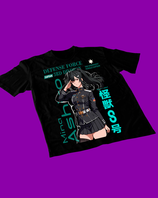 Polera negra de Kaiju No. 8 con Mina Ashiro
