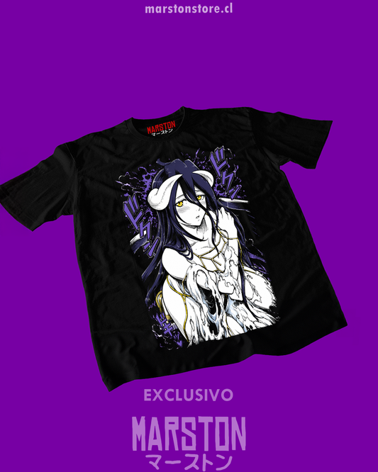 Polera negra de Overlord con Albedo