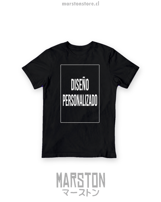 Polera negra personalizada – mockup Marston sobre fondo blanco