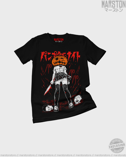 Polera negra de Pumpkin Night con Naoko Kirino