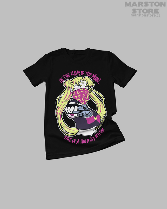 Polera negra de Sailor Moon con diseño anime