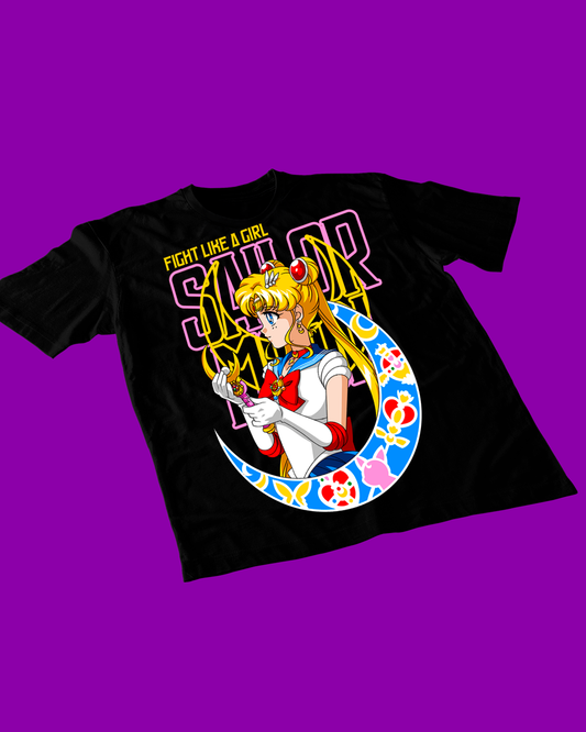 Polera negra de Sailor Moon con diseño anime