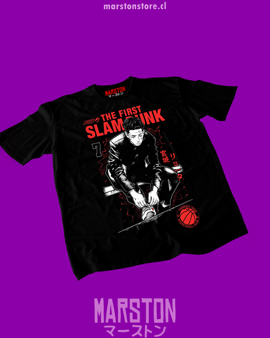Polera negra de Slam Dunk con Ryota Miyagi