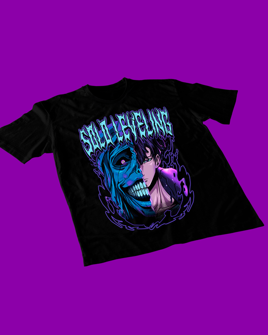 Polera negra de Solo Leveling con diseño anime
