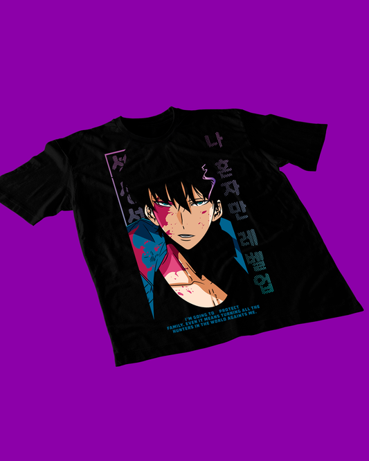 Polera negra de Solo Leveling con diseño anime