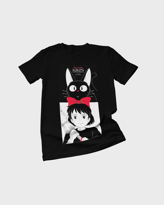 Polera negra de Studio Ghibli: Kiki's Delivery Service (Majo no Takkyubin) con Kiki