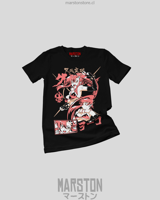 Polera negra de Tengen Toppa Gurren Lagann con Yoko Littner