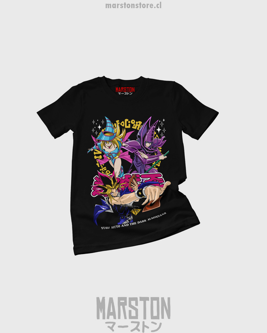 Polera negra de Yu-Gi-Oh!