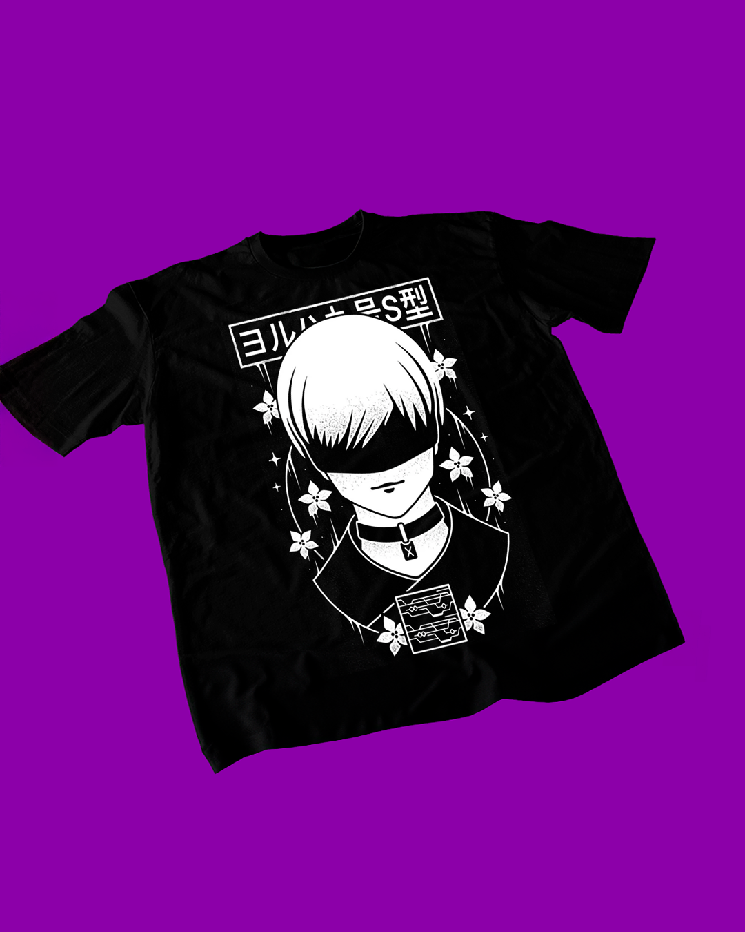 Polera negra NieR: Automata con diseño de 9S