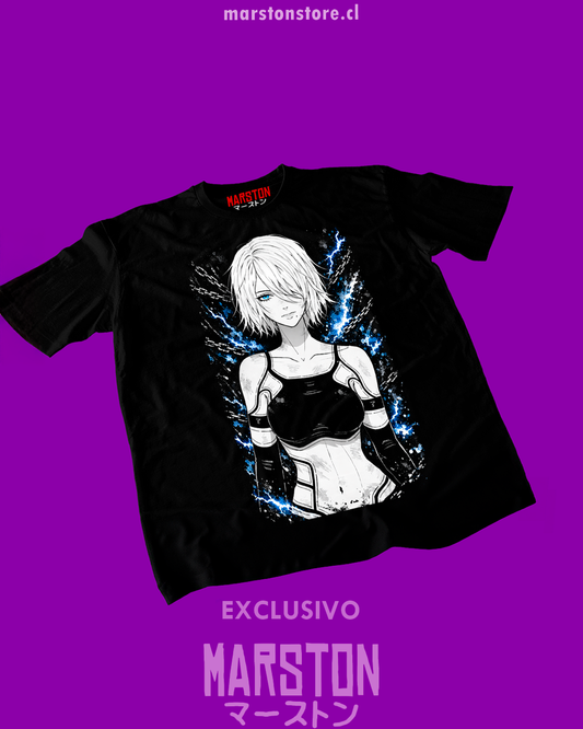 Polera negra NieR: Automata con diseño de A2