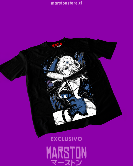 Polera negra NieR Replicant con diseño de Kainé