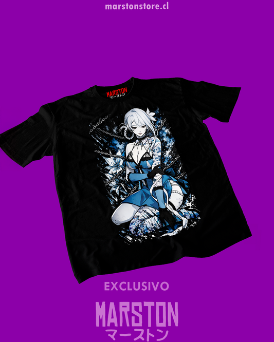 Polera negra NieR Replicant con diseño de Kainé