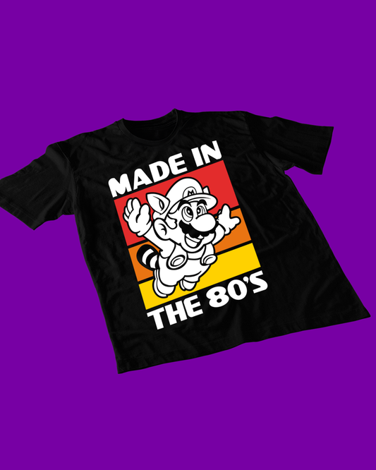 Polera negra Nintendo con diseño de Super Mario Bros 3