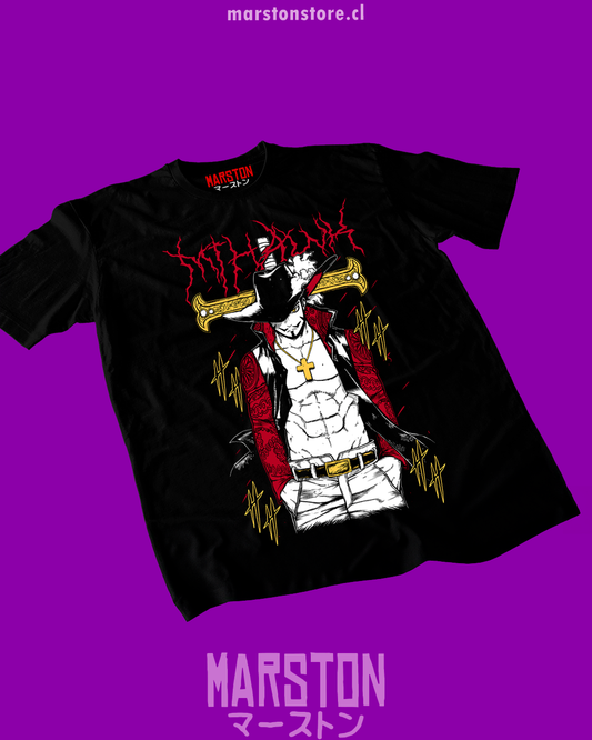 Polera negra One Piece con diseño de Dracule Mihawk